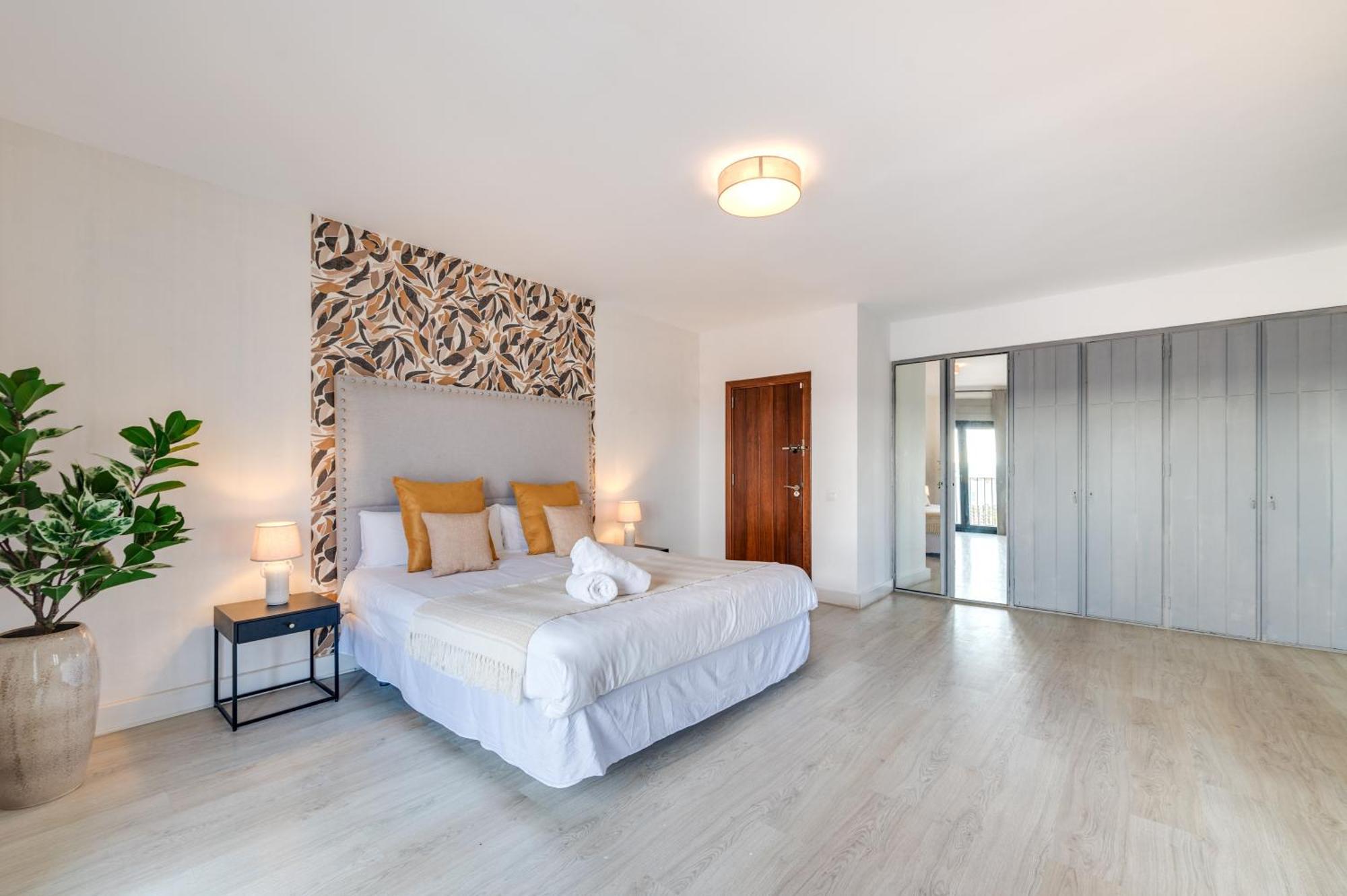 Апартаменты Vacation Marbella I Stylish 5Bdr Penthouse, Sea And Marina View Экстерьер фото